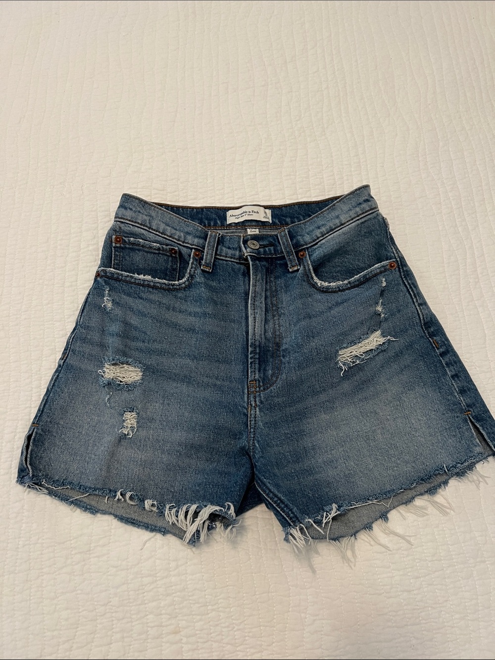 Abercrombie & Fitch High Rise 4” Shorts